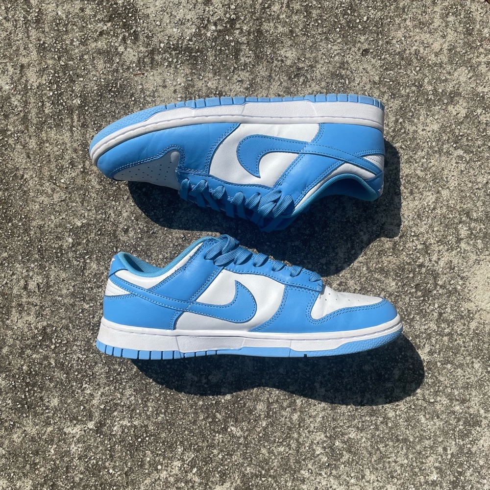 Nike Unc Blue Dunk (10M)
(Used)